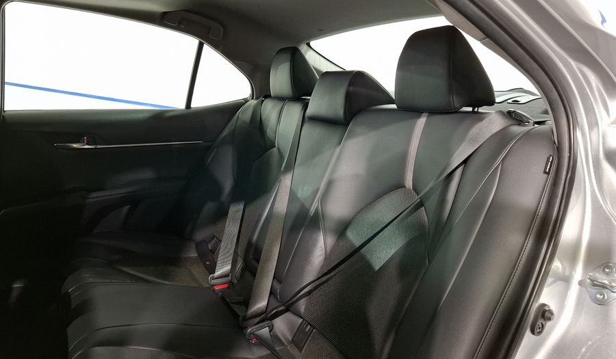 Toyota Camry 2.5 HEV XLE AUTO Sedan 2022