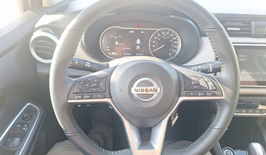 Nissan Versa 1.6 EXCLUSIVE CVT Sedan 2020