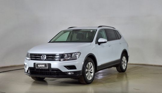 Volkswagen • Tiguan
