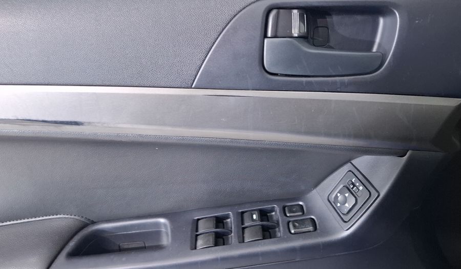 Mitsubishi Lancer 2.0 ES CVT Sedan 2015