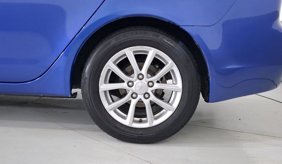 Mitsubishi Lancer 2.0 ES CVT Sedan 2015