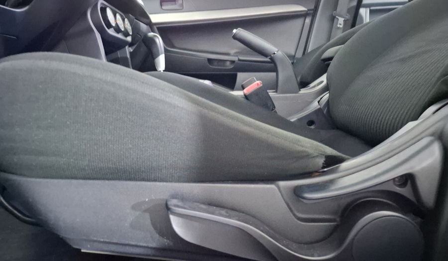 Mitsubishi Lancer 2.0 ES CVT Sedan 2015