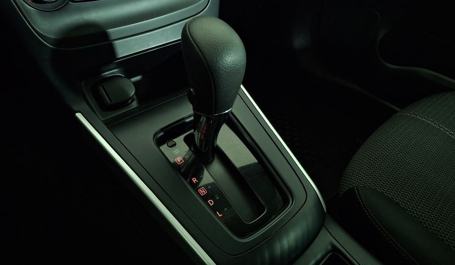 Nissan Sentra 1.8 ADVANCE CVT Sedan 2019