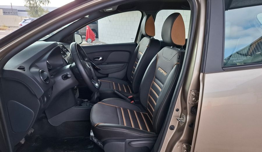 Renault Sandero Stepway 1.6 ZEN Hatchback 2022
