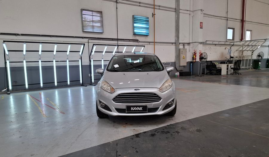 Ford Fiesta Kinetic Design 1.6 SE Hatchback 2015
