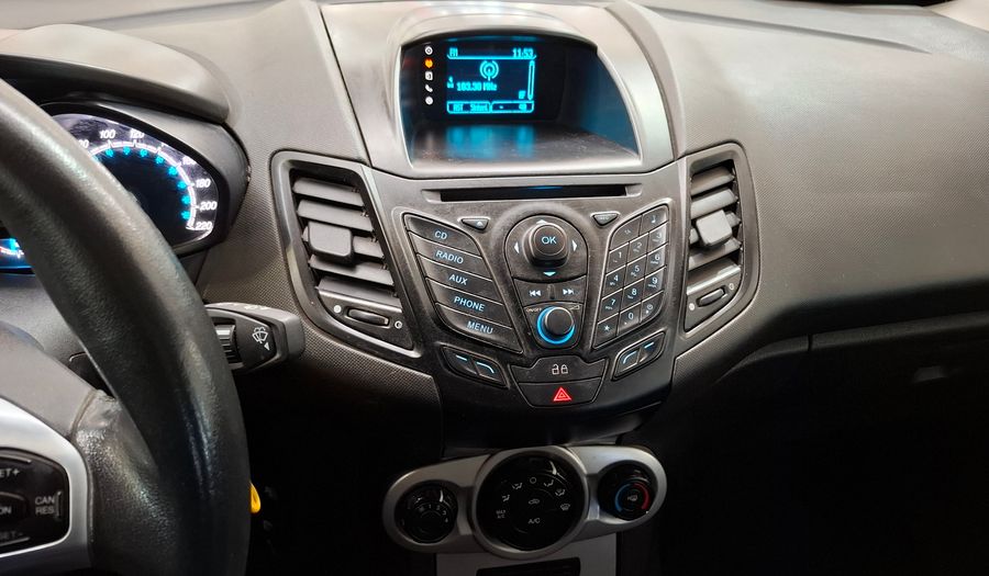 Ford Fiesta Kinetic Design 1.6 SE Hatchback 2015