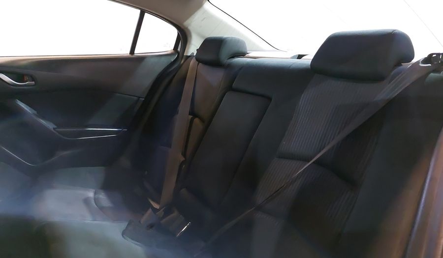 Mazda 3 2.0 SEDAN I TOURING TM Sedan 2016