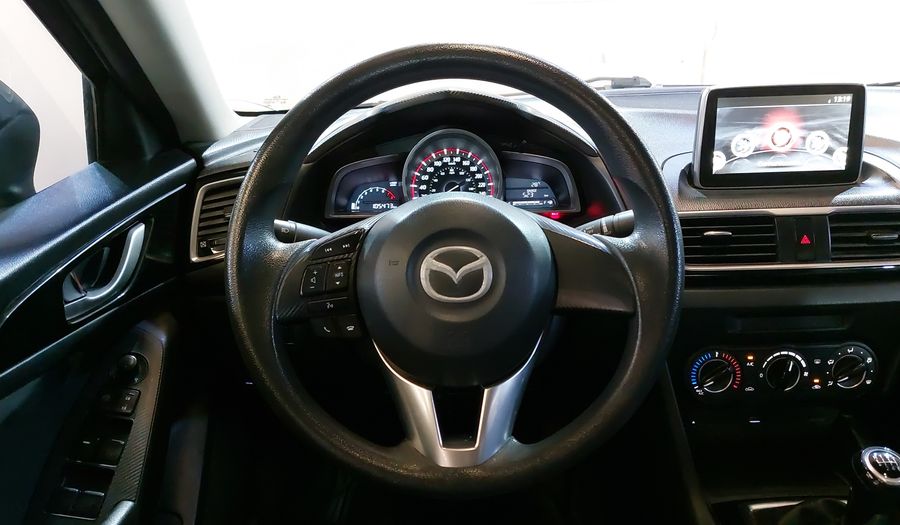 Mazda 3 2.0 SEDAN I TOURING TM Sedan 2016