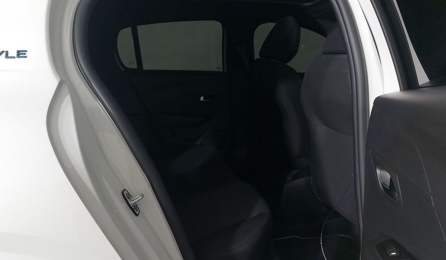 Peugeot 208 STYLE Hatchback 2024