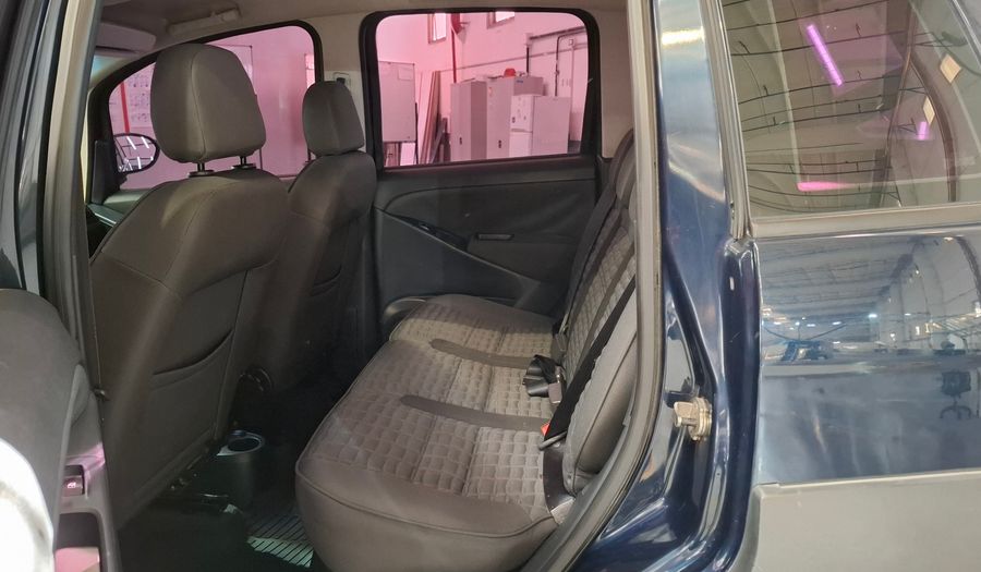 Fiat Idea 1.6 ADVENTURE 16V Minivan 2013