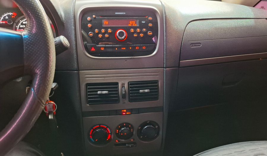 Fiat Idea 1.6 ADVENTURE 16V Minivan 2013