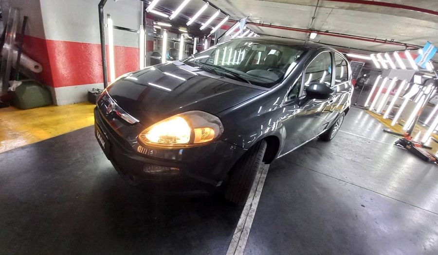 Fiat Punto 1.4 ATTRACTIVE 5P Hatchback 2014