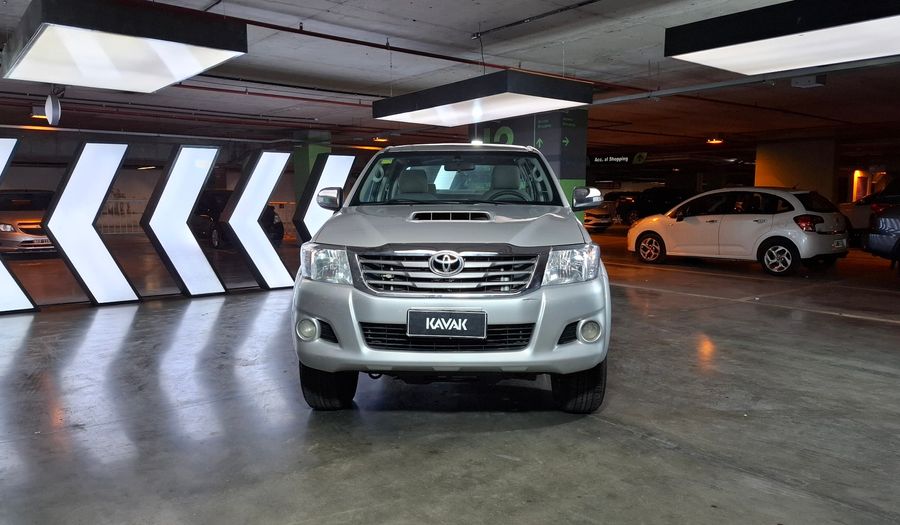 Toyota Hilux SRV 3.0 4X4 C/D TDI Pickup 2013