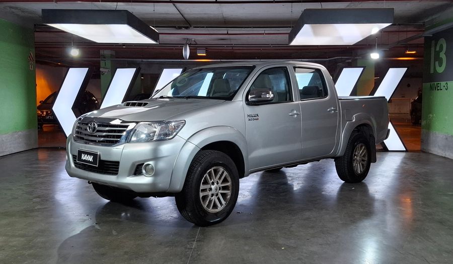 Toyota Hilux SRV 3.0 4X4 C/D TDI Pickup 2013