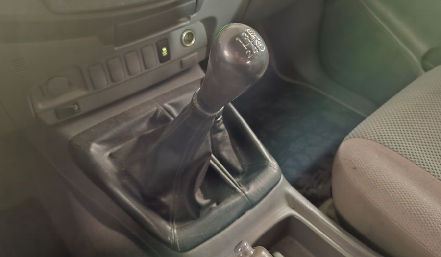 Toyota Hilux SRV 3.0 4X4 C/D TDI Pickup 2013