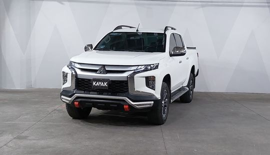 Mitsubishi • L200