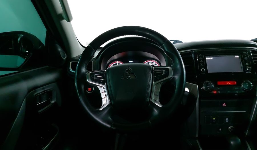 Mitsubishi L200 2.4 GLS DIESEL AUTO 4WD Pickup 2022