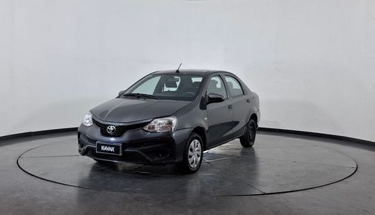 Toyota • Etios