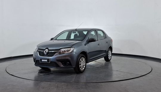Renault • Logan
