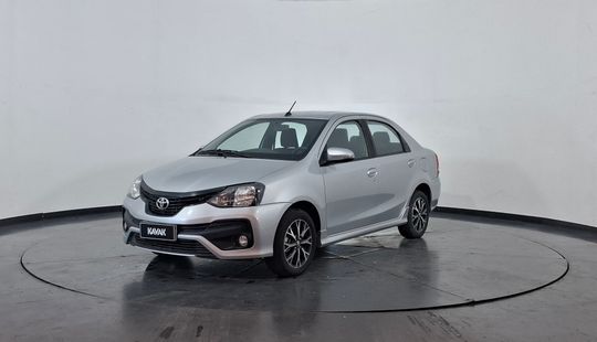 Toyota • Etios