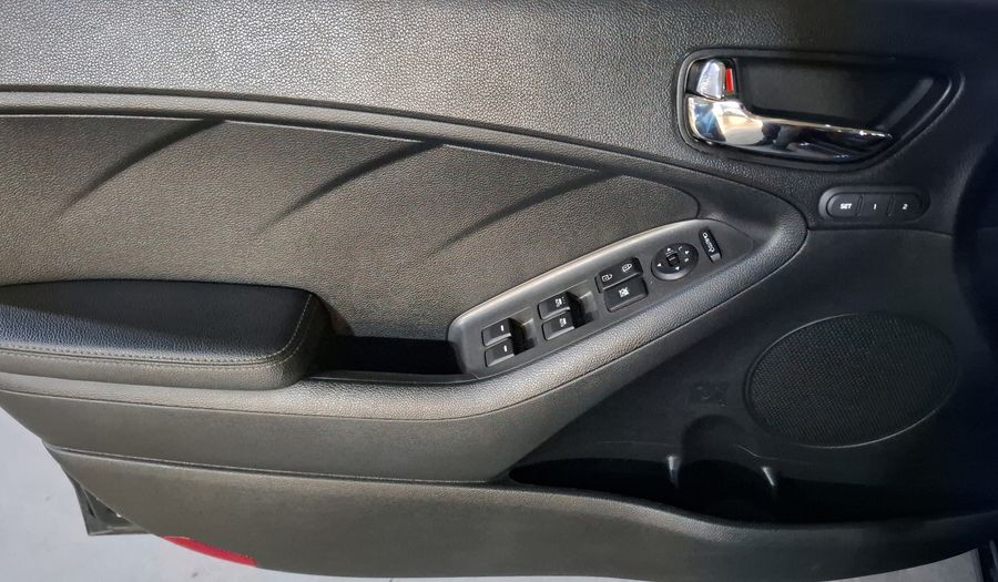 Kia Forte 2.0 SX AT Sedan 2017