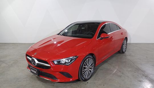 Mercedes Benz • Clase CLA