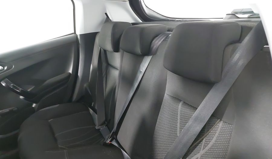 Peugeot 208 1.6 ACTIVE MT Hatchback 2014
