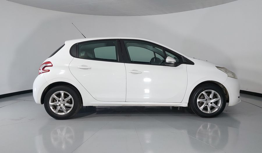 Peugeot 208 1.6 ACTIVE MT Hatchback 2014