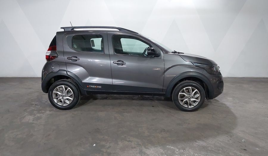 Fiat Mobi 1.0 TREKKING Hatchback 2021