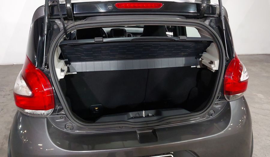 Fiat Mobi 1.0 TREKKING Hatchback 2021