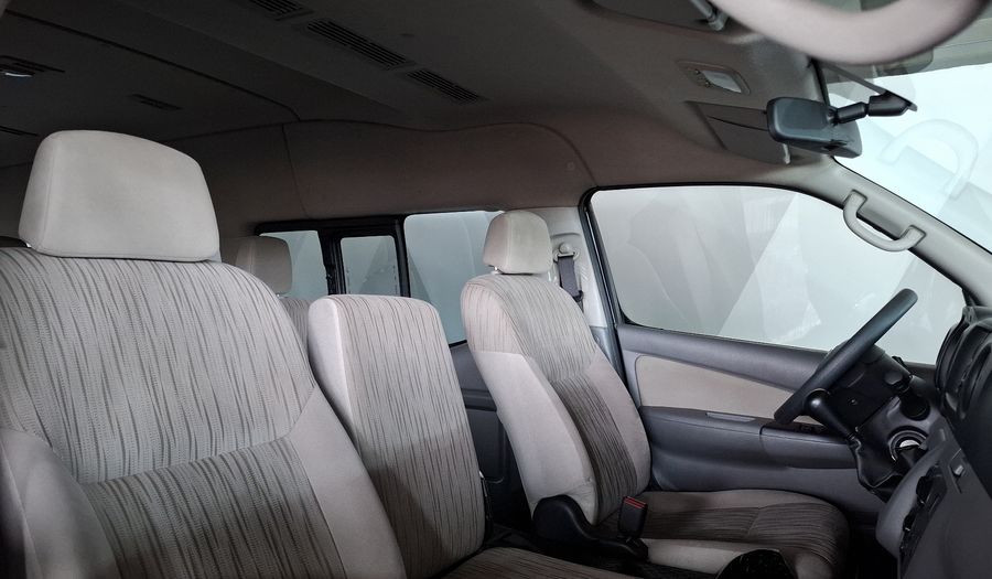 Nissan Nv350 Urvan 2.5 15 PASAJEROS AMPLIA A/A PAQ SEG Van 2021