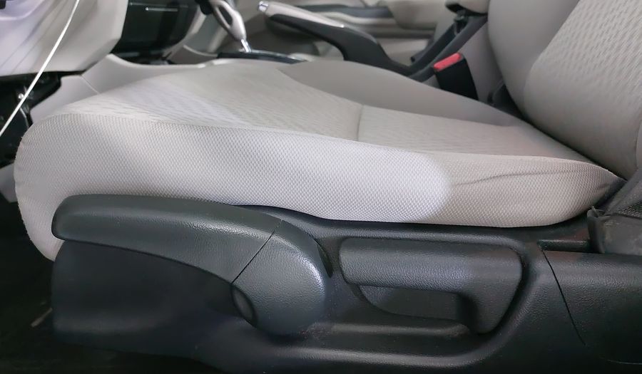 Honda Civic 1.8 LX AT 4DRS Sedan 2015