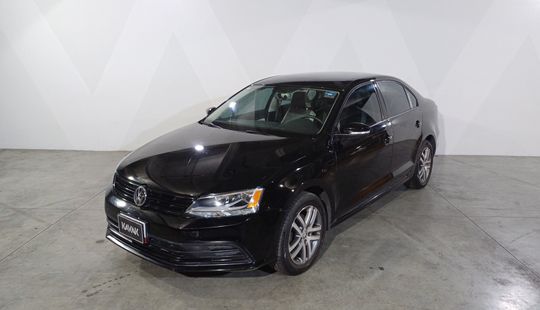 Volkswagen • Jetta