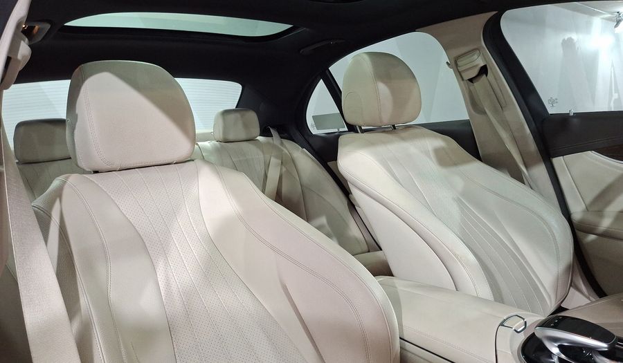 Mercedes Benz Clase E 3.5 400 4MATIC EXCLUSIVE AT Sedan 2017