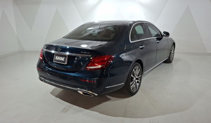 Mercedes Benz Clase E 3.5 400 4MATIC EXCLUSIVE AT Sedan 2017