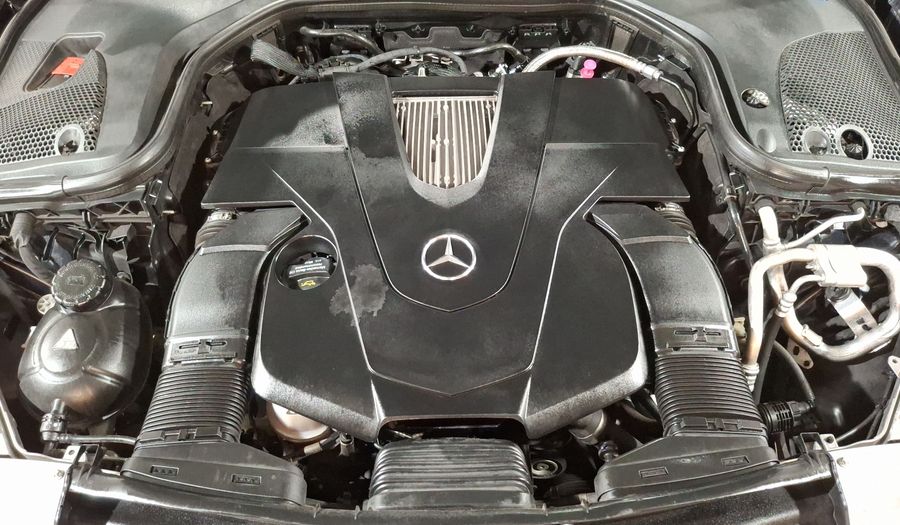 Mercedes Benz Clase E 3.5 400 4MATIC EXCLUSIVE AT Sedan 2017