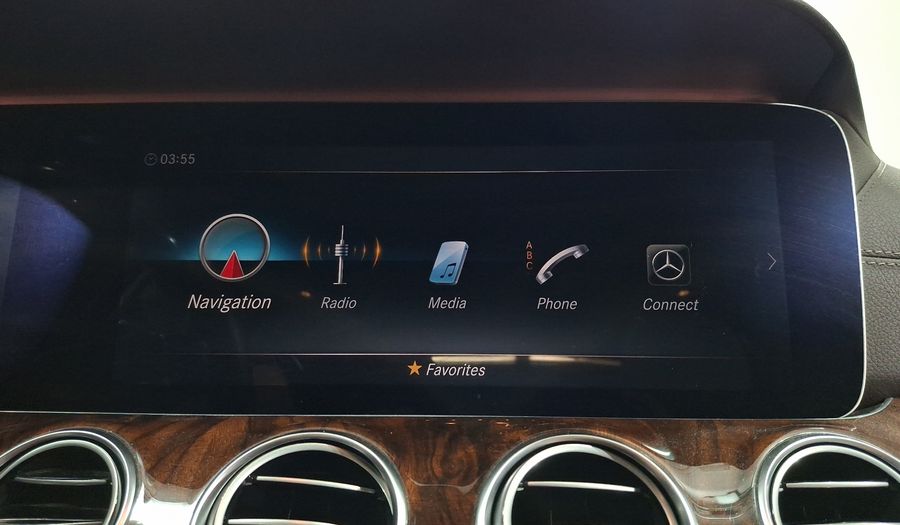Mercedes Benz Clase E 3.5 400 4MATIC EXCLUSIVE AT Sedan 2017