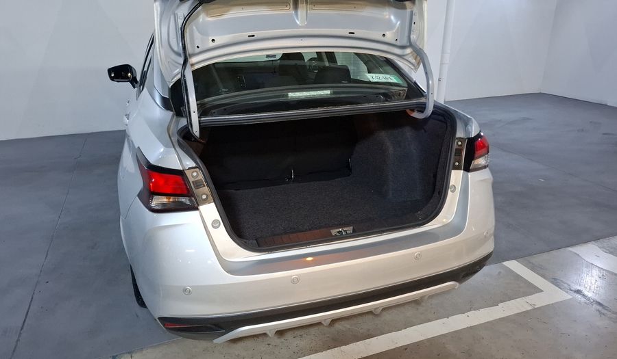 Nissan Versa 1.6 ADVANCE CVT Sedan 2024