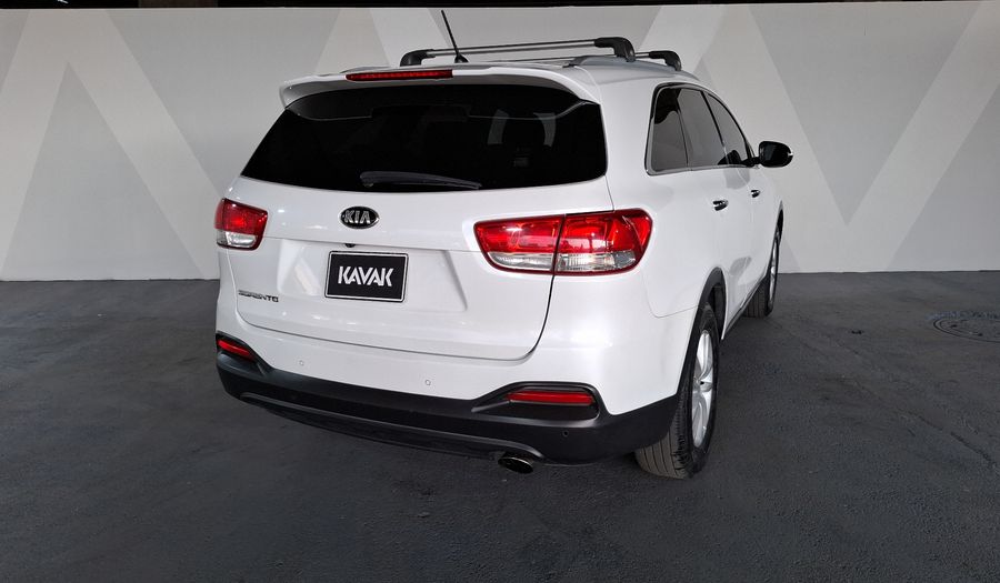 Kia Sorento 2.4 LX AUTO Suv 2018