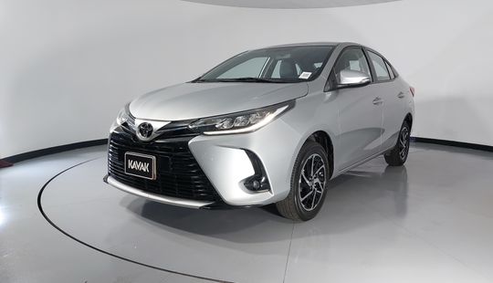 Toyota • Yaris