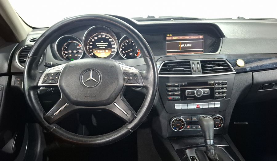 Mercedes Benz Clase C 1.8 200 EXCLUSIVE AT Sedan 2012