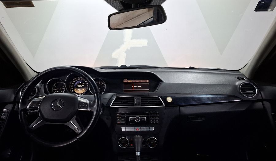 Mercedes Benz Clase C 1.8 200 EXCLUSIVE AT Sedan 2012