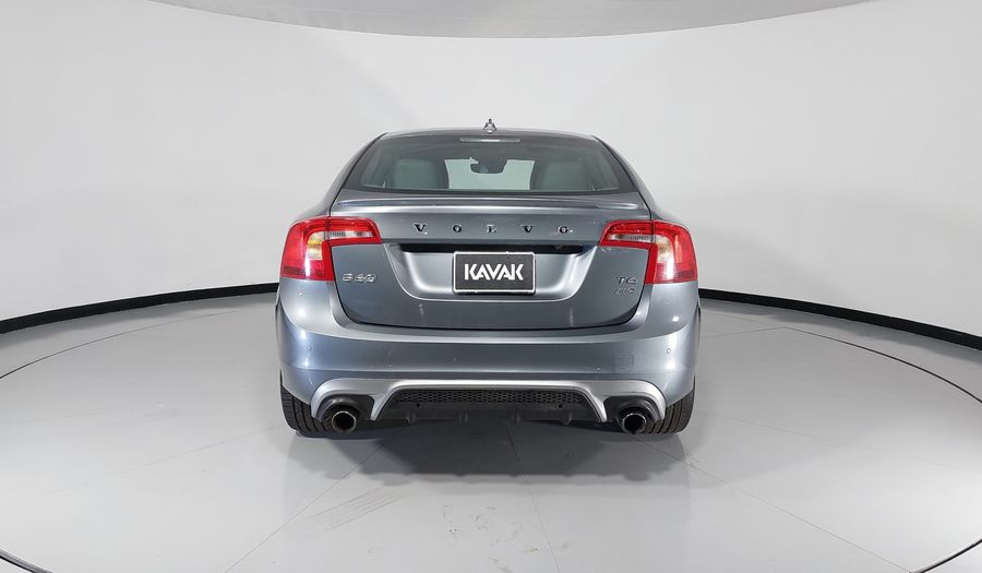Volvo S60 2.0 R-DESIGN T6 AWD AUTO Sedan 2017