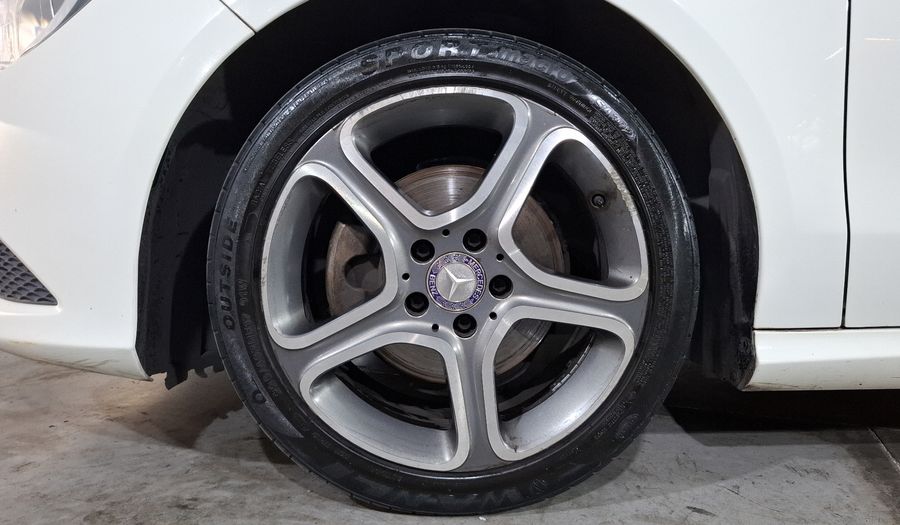 Mercedes Benz Clase Cla 1.6 CLA 200 CGI SPORT AT Coupe 2014