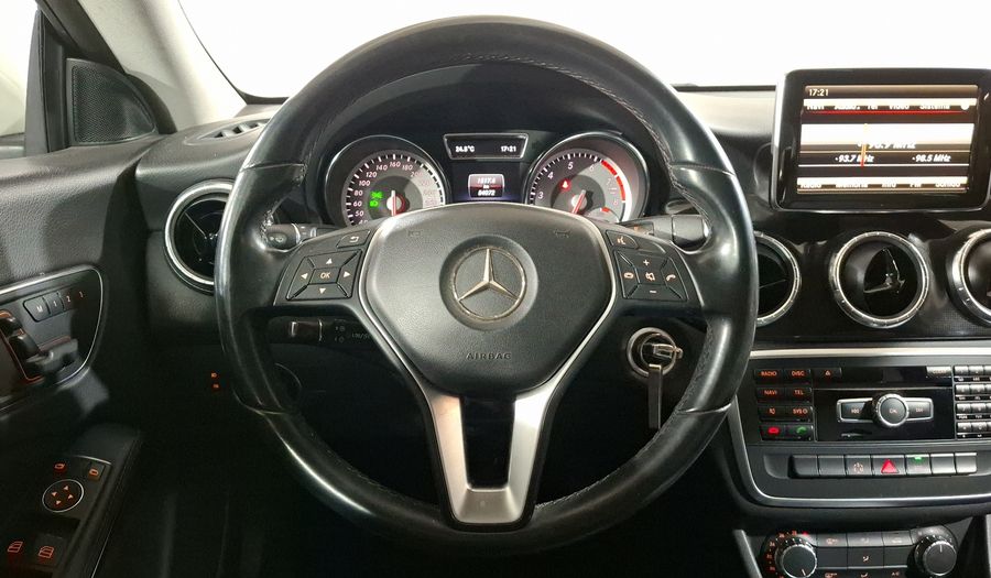 Mercedes Benz Clase Cla 1.6 CLA 200 CGI SPORT AT Coupe 2014