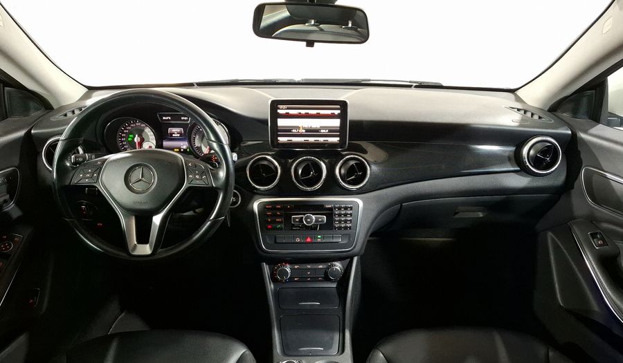 Mercedes Benz Clase Cla 1.6 CLA 200 CGI SPORT AT Coupe 2014