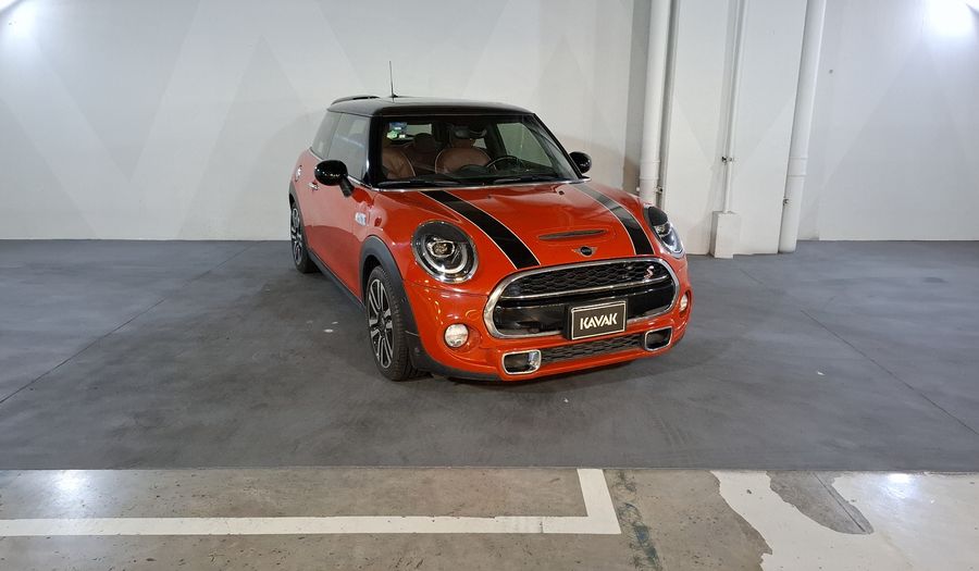 Mini Cooper S 2.0 COOPER HOT CHILI DCT Hatchback 2019