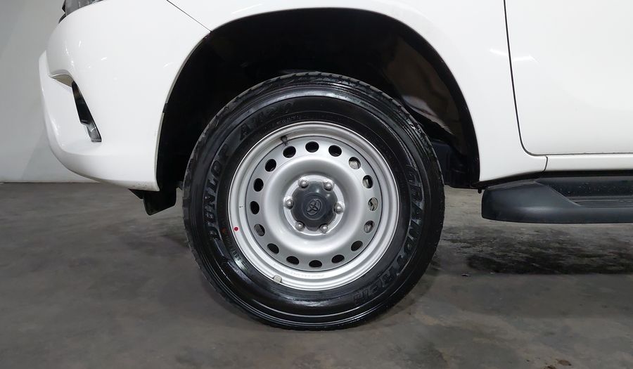 Toyota Hilux 2.7 BASE DOBLE CABINA Pickup 2021