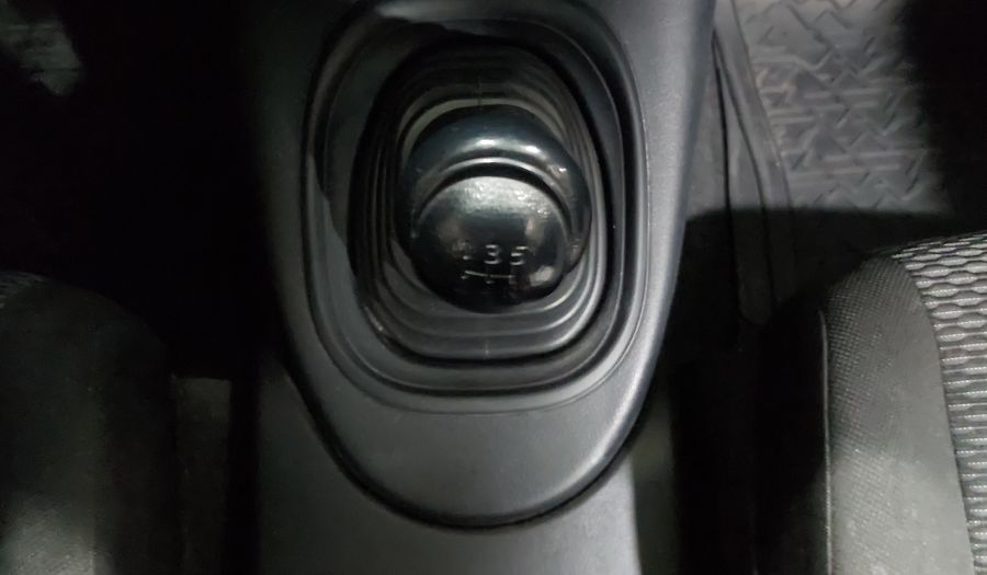 Toyota Hilux 2.7 BASE DOBLE CABINA Pickup 2021