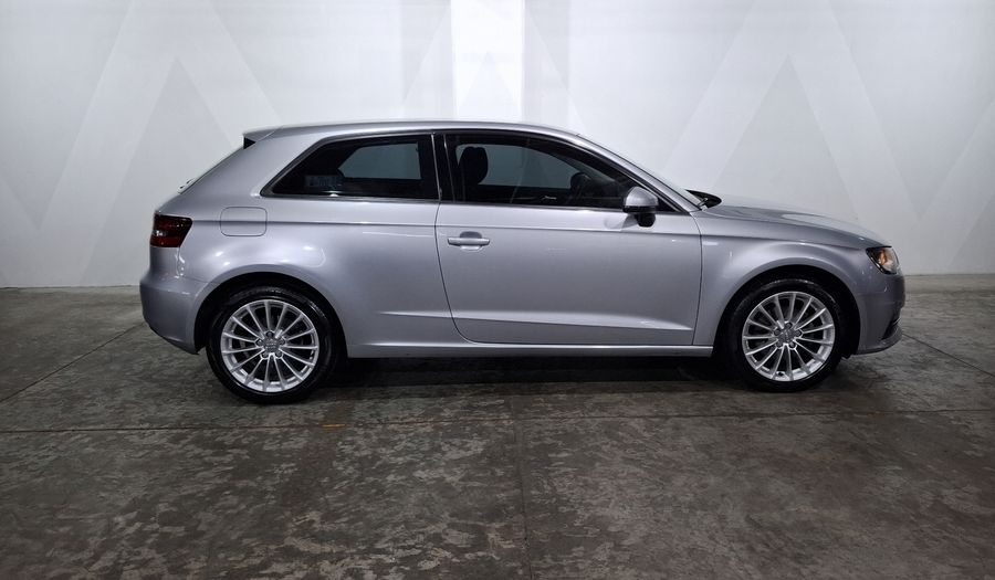 Audi A3 1.4 TFSI AMBIENTE S TRONIC Hatchback 2015